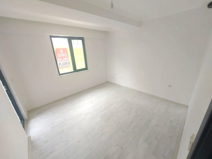 ZİRVE EMLAKTAN SOFULAR MH.DE KİRALIK 1+1 DAİRE fotoğraf 4