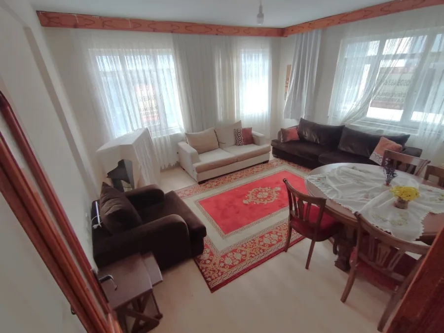 ZİRVE EMLAKTAN SOFULAR MAH. ATATÜRK CD. 3+1 SATILIK DAİRE