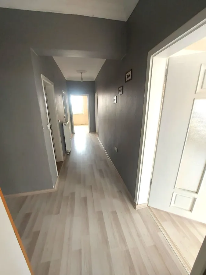 ZİRVE EMLAKTAN YENİ MAH.DE KİRALIK 2+1 DAİRE fotoğraf 4