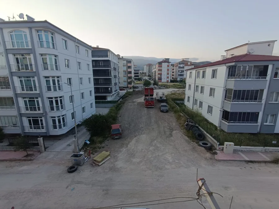ZİRVE EMLAKTAN MAHSEN MAH.DE SATILIK 2+1 DAİRE fotoğraf 5